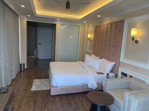 Claret Inn & Suite Далхаузи Экстерьер фото